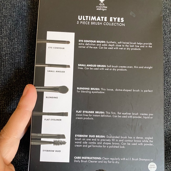 Elf Brush set NWT - Picture 2 of 3